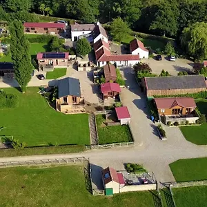 Barker Stakes Farm Lodge